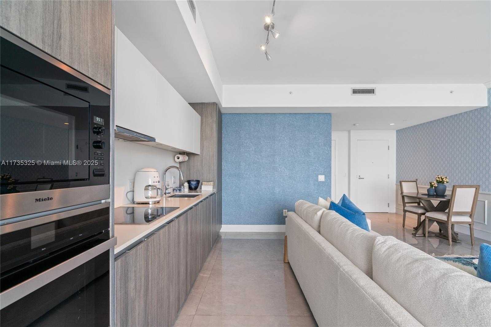 Small Image of 2900 NORTH EAST 7TH AVE #1804, Miami Number 12