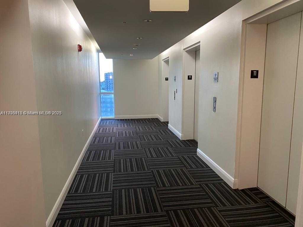 Small Image of 665 NORTH EAST 25TH ST #1102, Miami Number 24