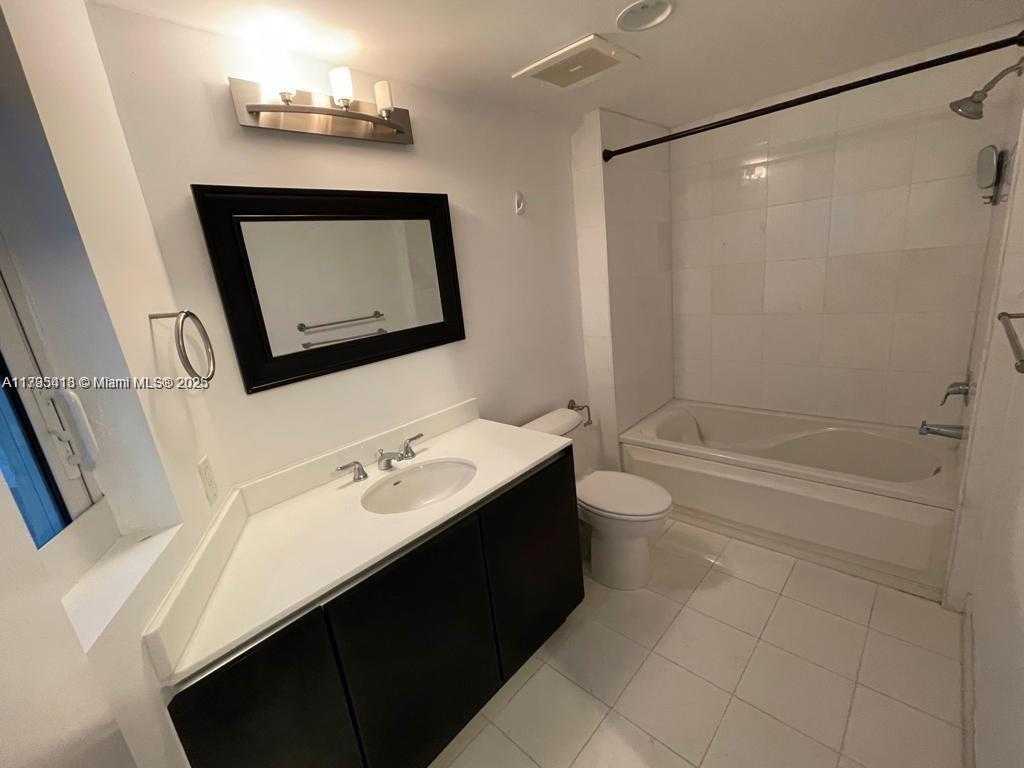Small Image of 665 NORTH EAST 25TH ST #1102, Miami Number 7
