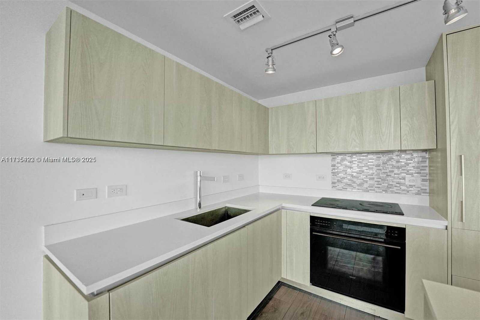 Small Image of 3131 NORTH EAST 7TH AVE #706, Miami Number 24