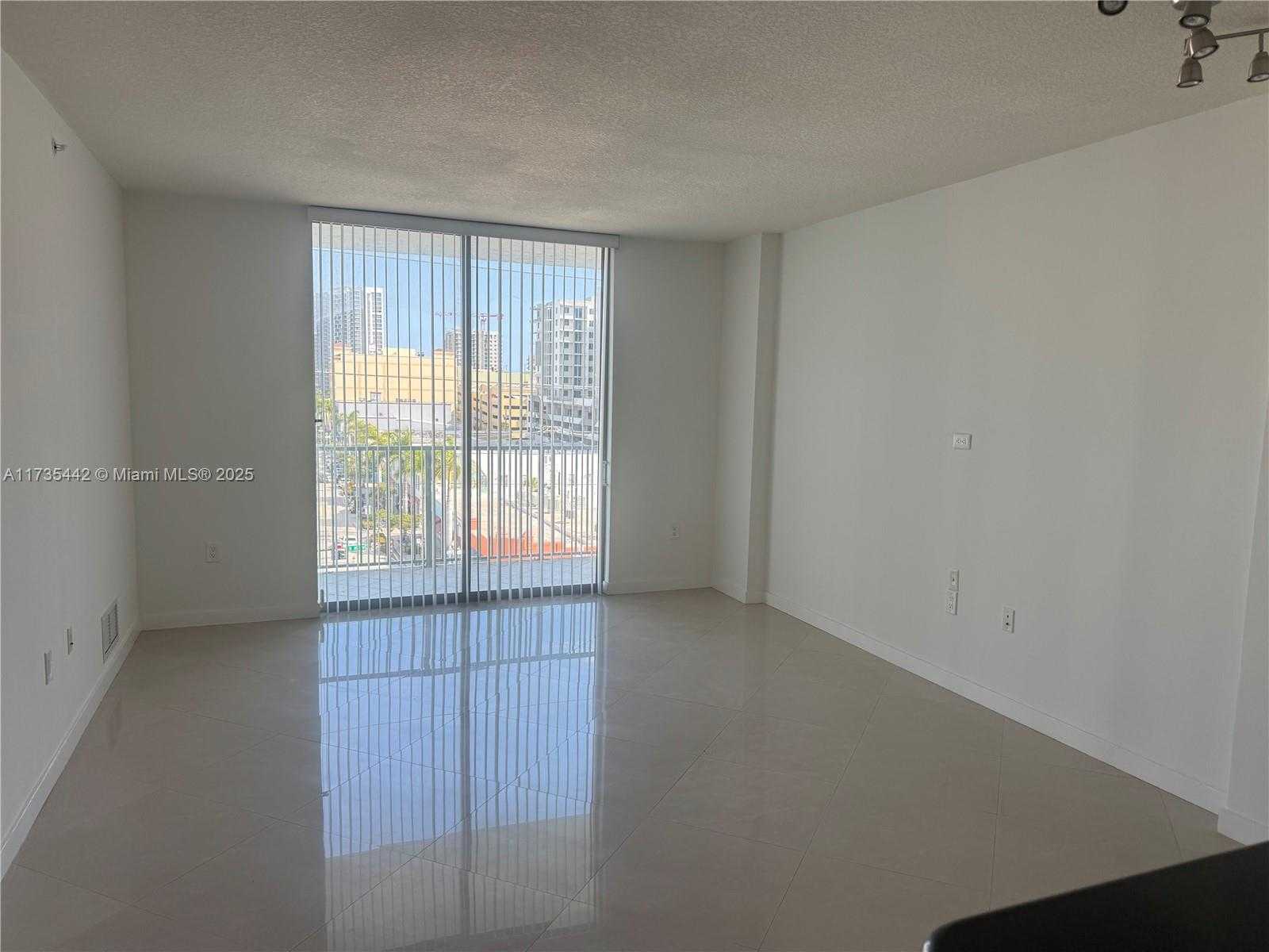 Small Image of 140 SOUTH DIXIE HWY #523, Hollywood Number 2