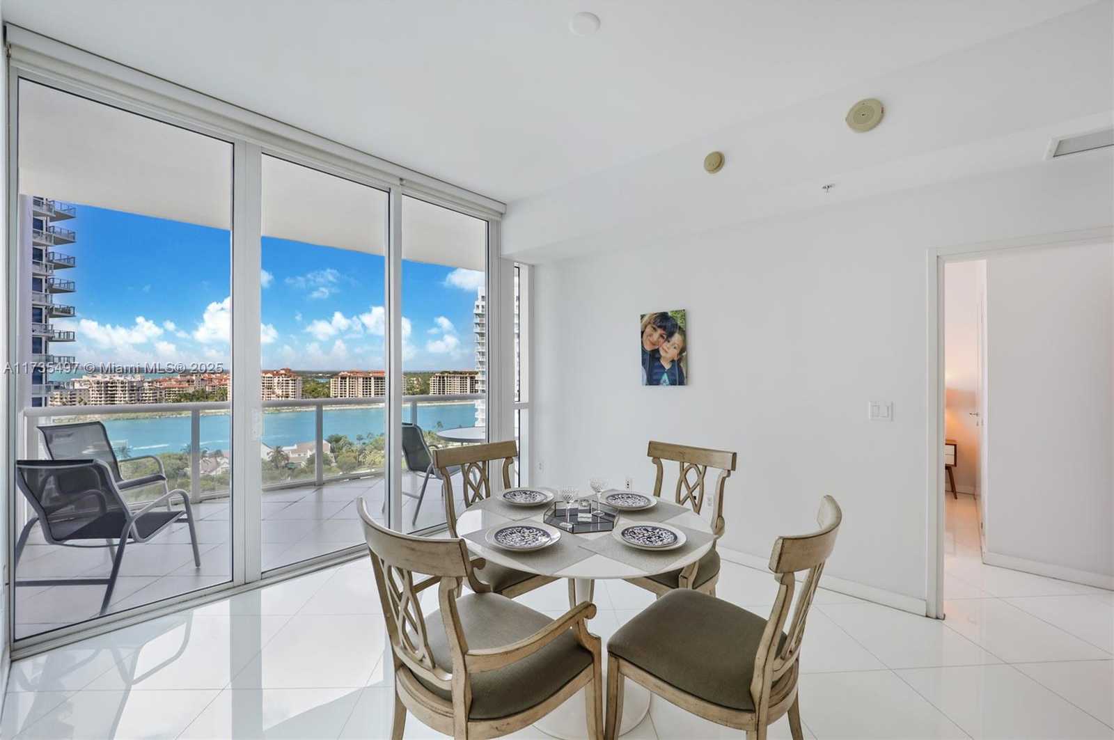 Small Image of 50 SOUTH POINTE DR #1704, Miami Beach Number 2