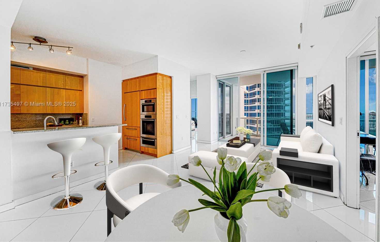 Small Image of 50 SOUTH POINTE DR #1704, Miami Beach Number 48