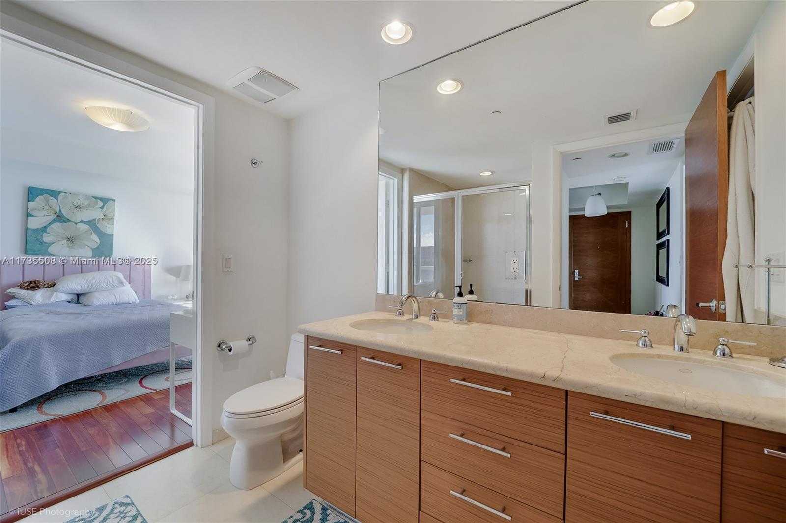 Small Image of 50 #4510, Miami Number 17