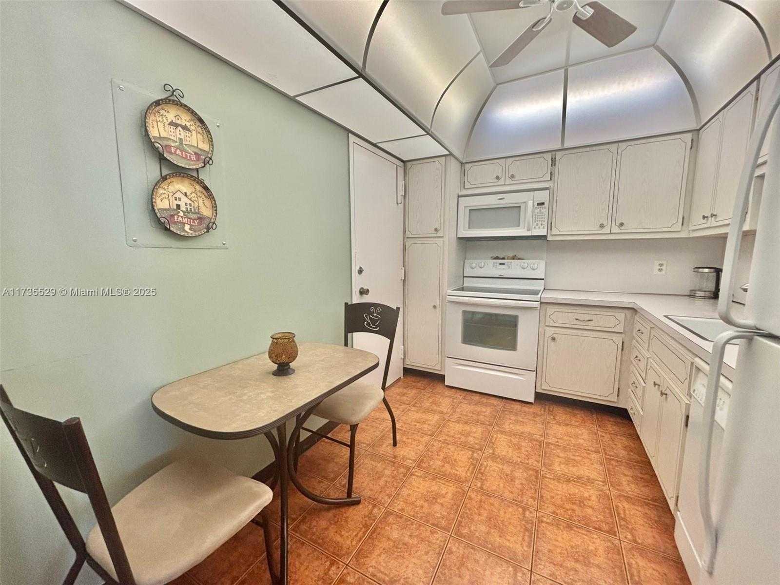 Small Image of 1965 SOUTH OCEAN DR #11N, Hallandale Beach Number 11