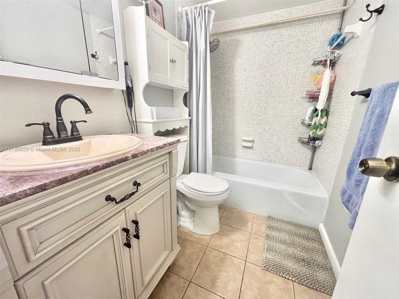 Small Image of 1965 SOUTH OCEAN DR #11N, Hallandale Beach Number 22