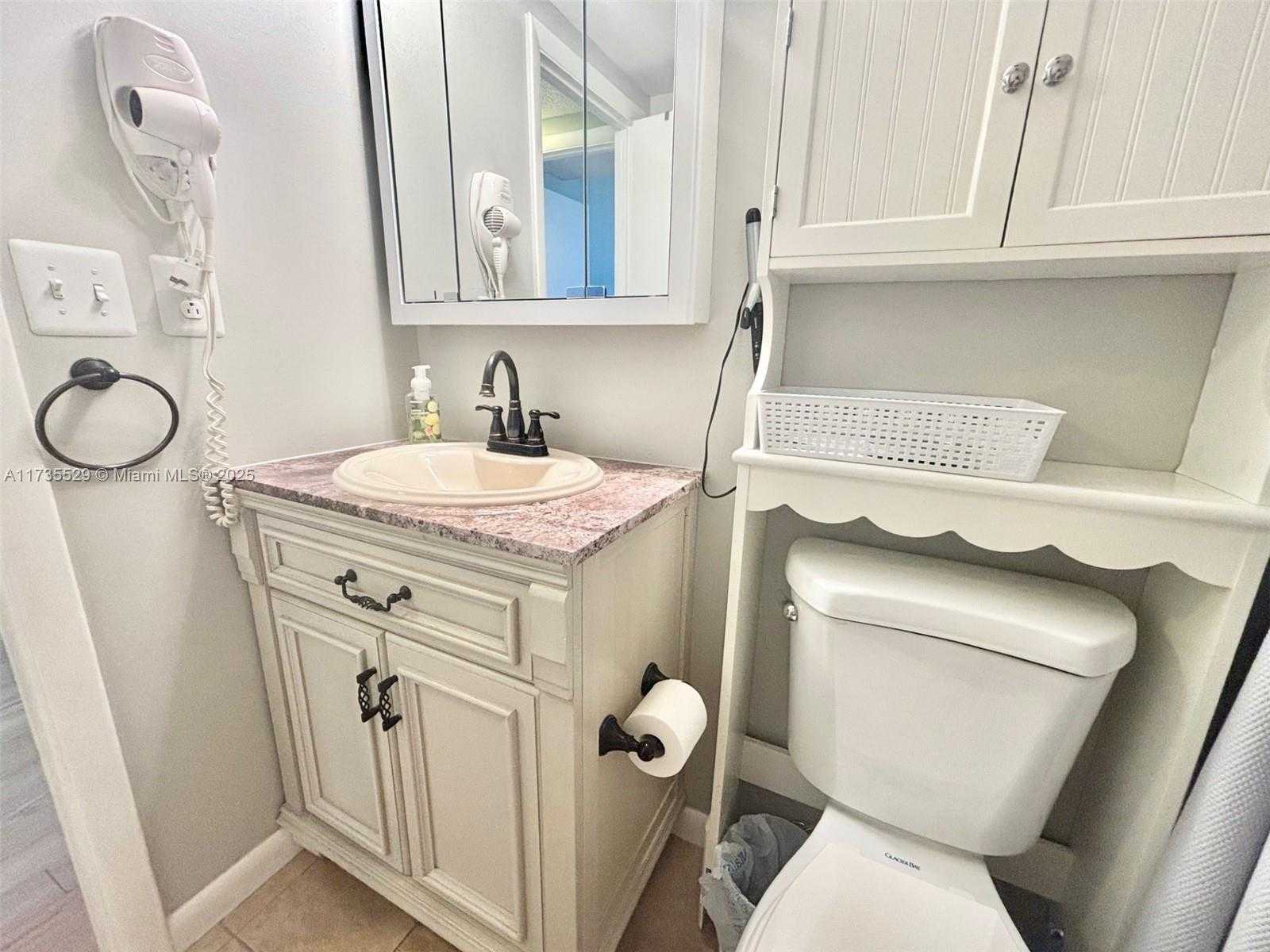 Small Image of 1965 SOUTH OCEAN DR #11N, Hallandale Beach Number 23