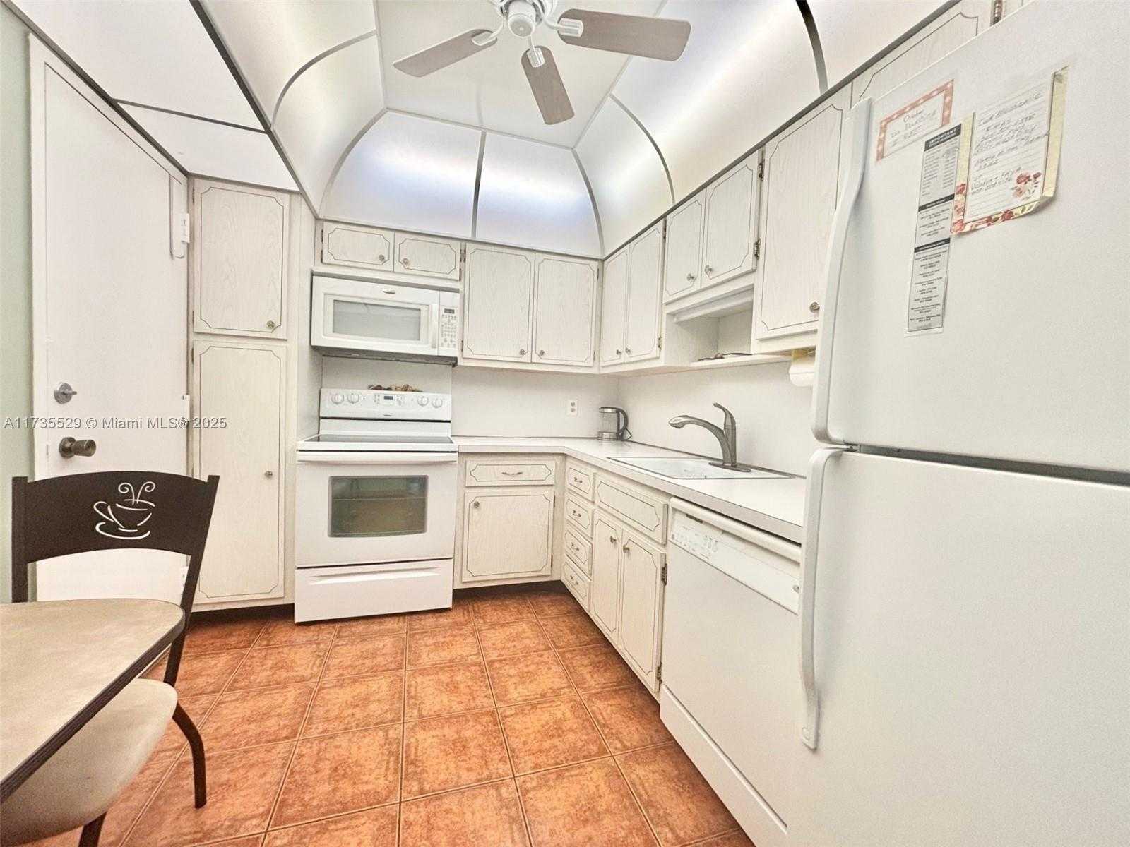Small Image of 1965 SOUTH OCEAN DR #11N, Hallandale Beach Number 9