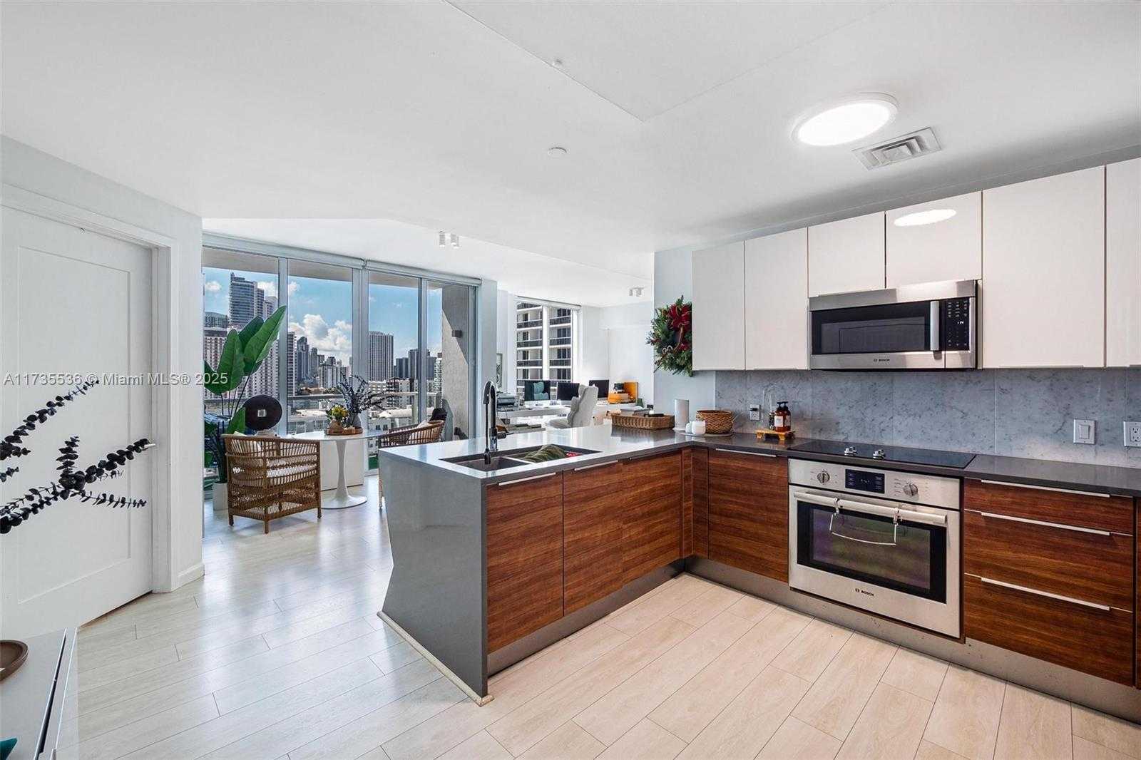 Small Image of 601 NORTH EAST 27TH ST #1606, Miami Number 13