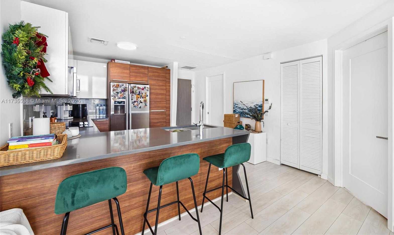 Small Image of 601 NORTH EAST 27TH ST #1606, Miami Number 14