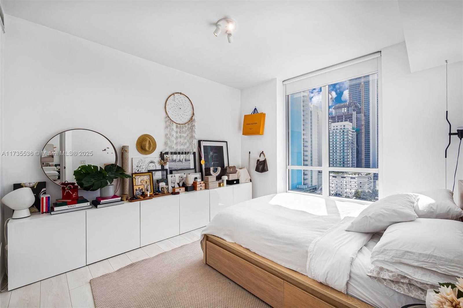 Small Image of 601 NORTH EAST 27TH ST #1606, Miami Number 16