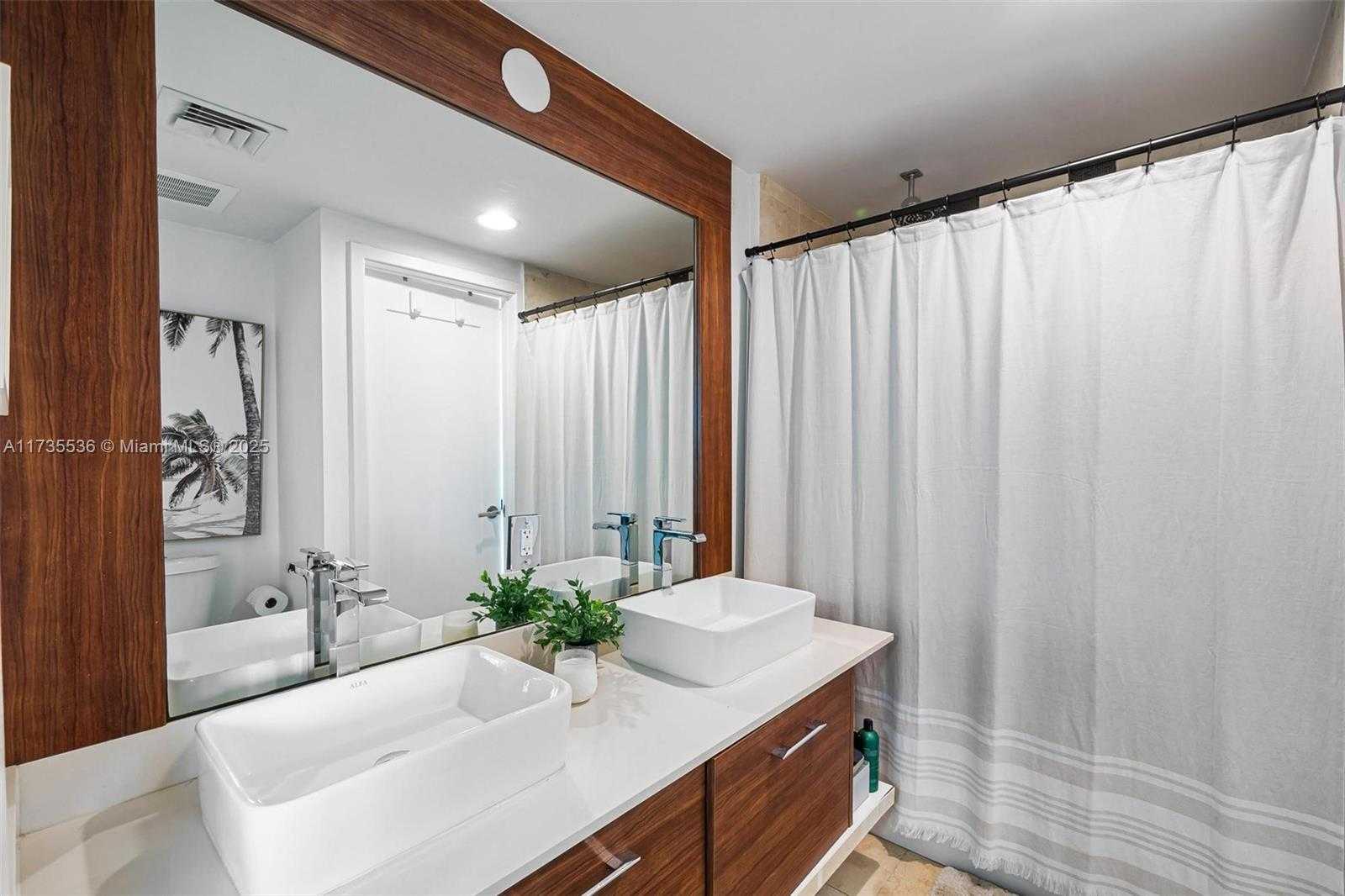 Small Image of 601 NORTH EAST 27TH ST #1606, Miami Number 19