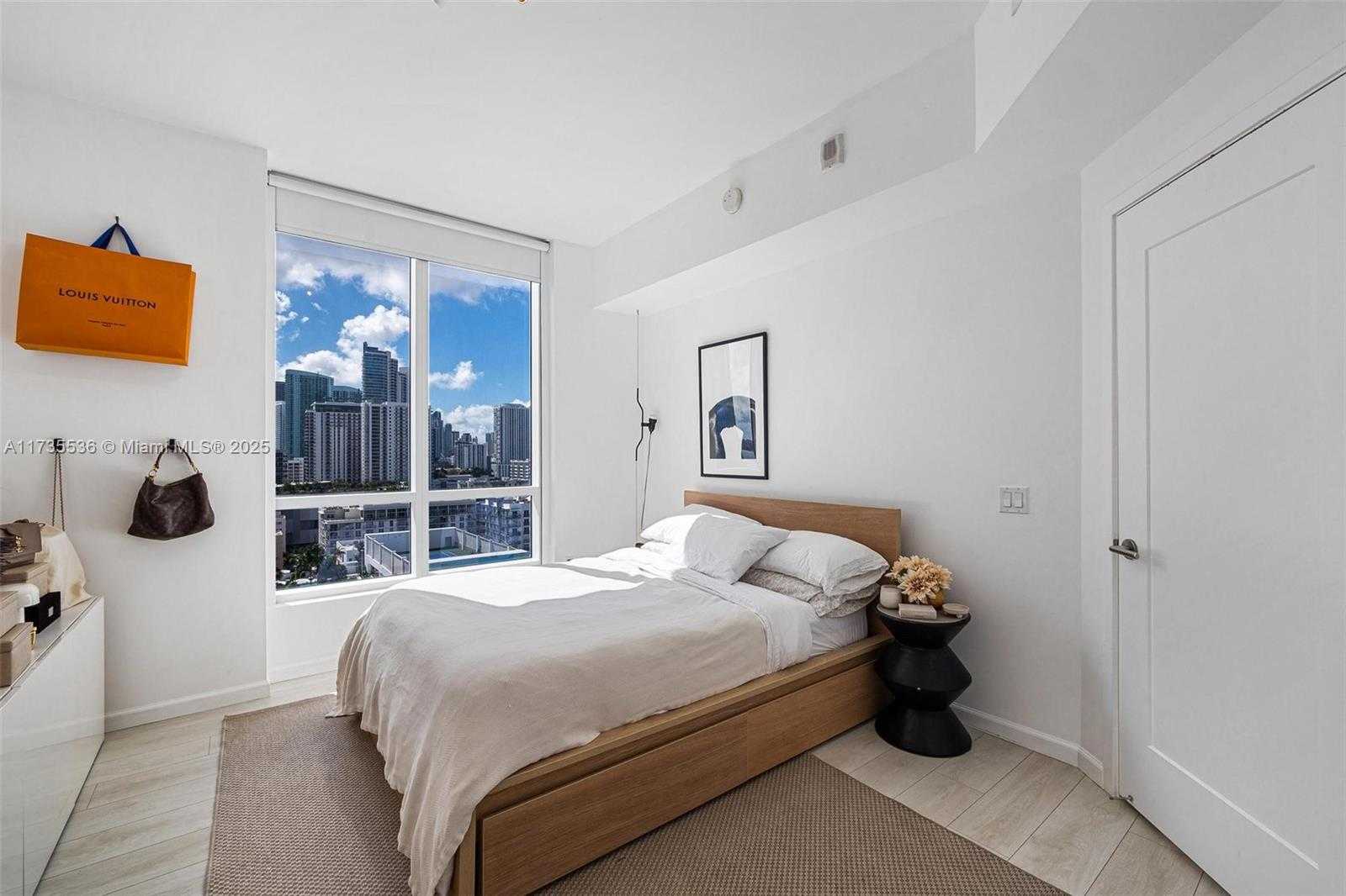 Small Image of 601 NORTH EAST 27TH ST #1606, Miami Number 3