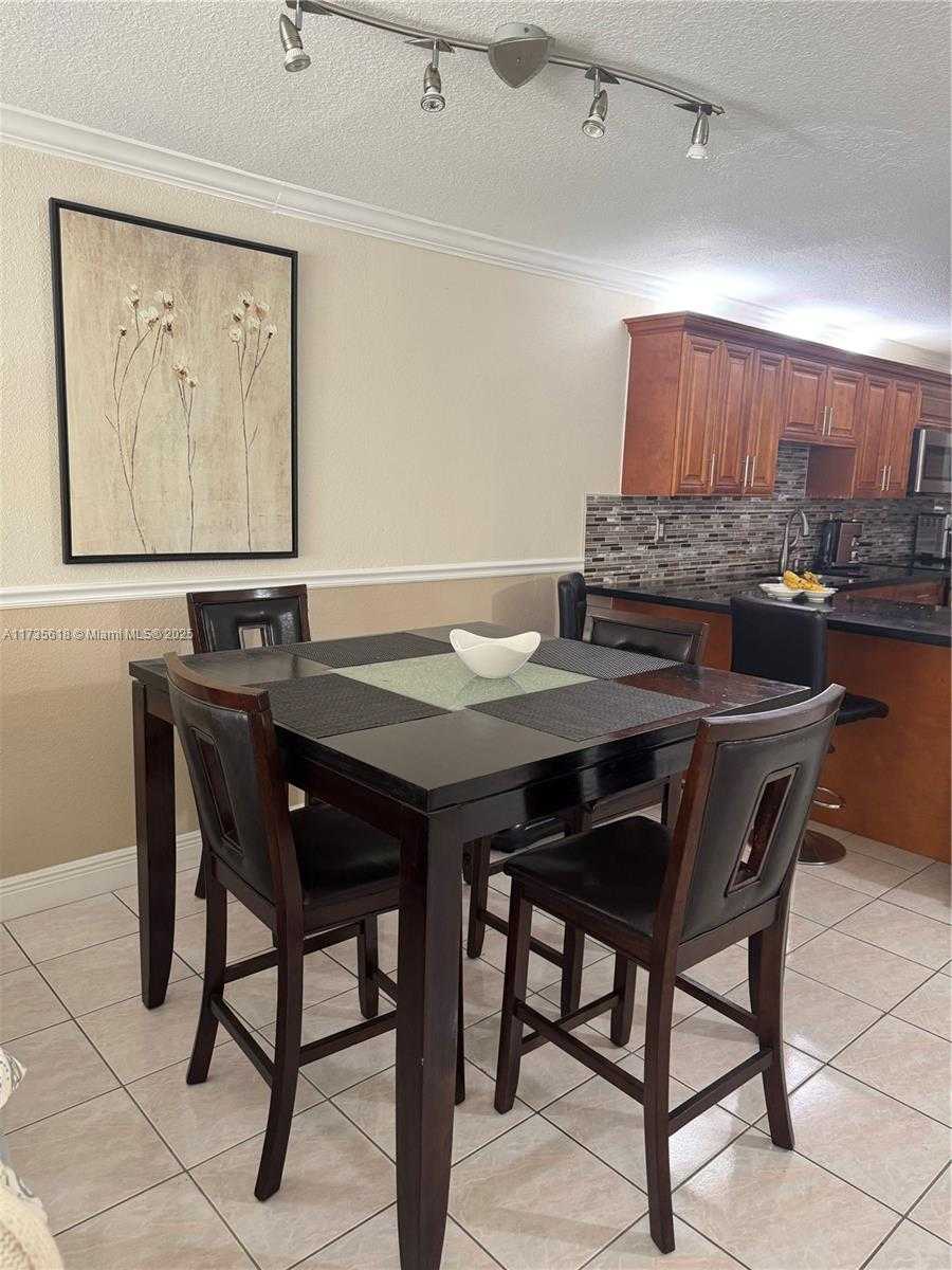 Small Image of 1975 WEST 44TH PL #106, Hialeah Number 11