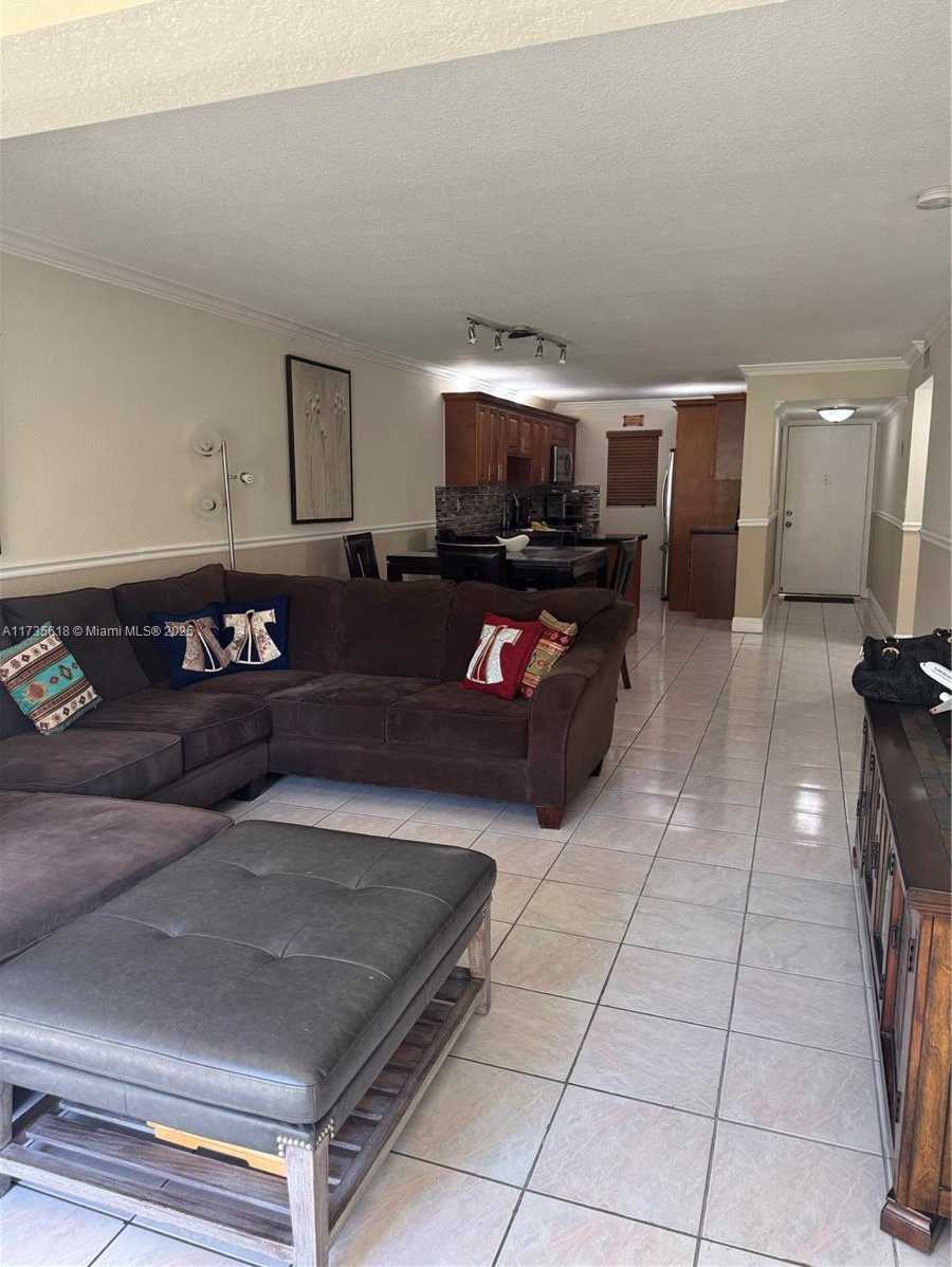 Small Image of 1975 WEST 44TH PL #106, Hialeah Number 16