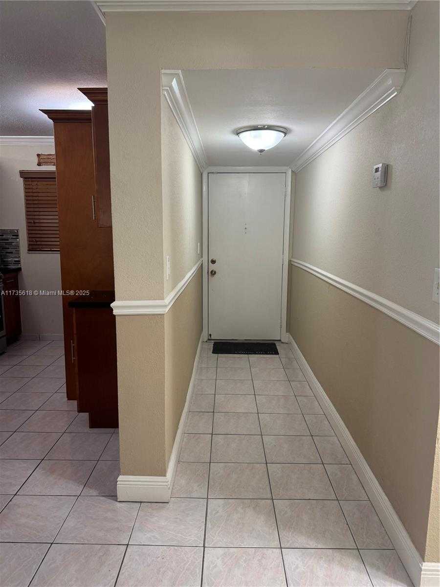 Small Image of 1975 WEST 44TH PL #106, Hialeah Number 8