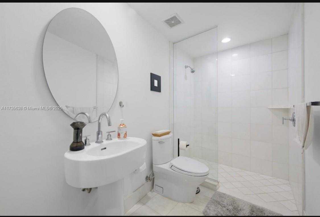 Small Image of 2950 NORTH EAST 188TH ST #121, Aventura Number 19