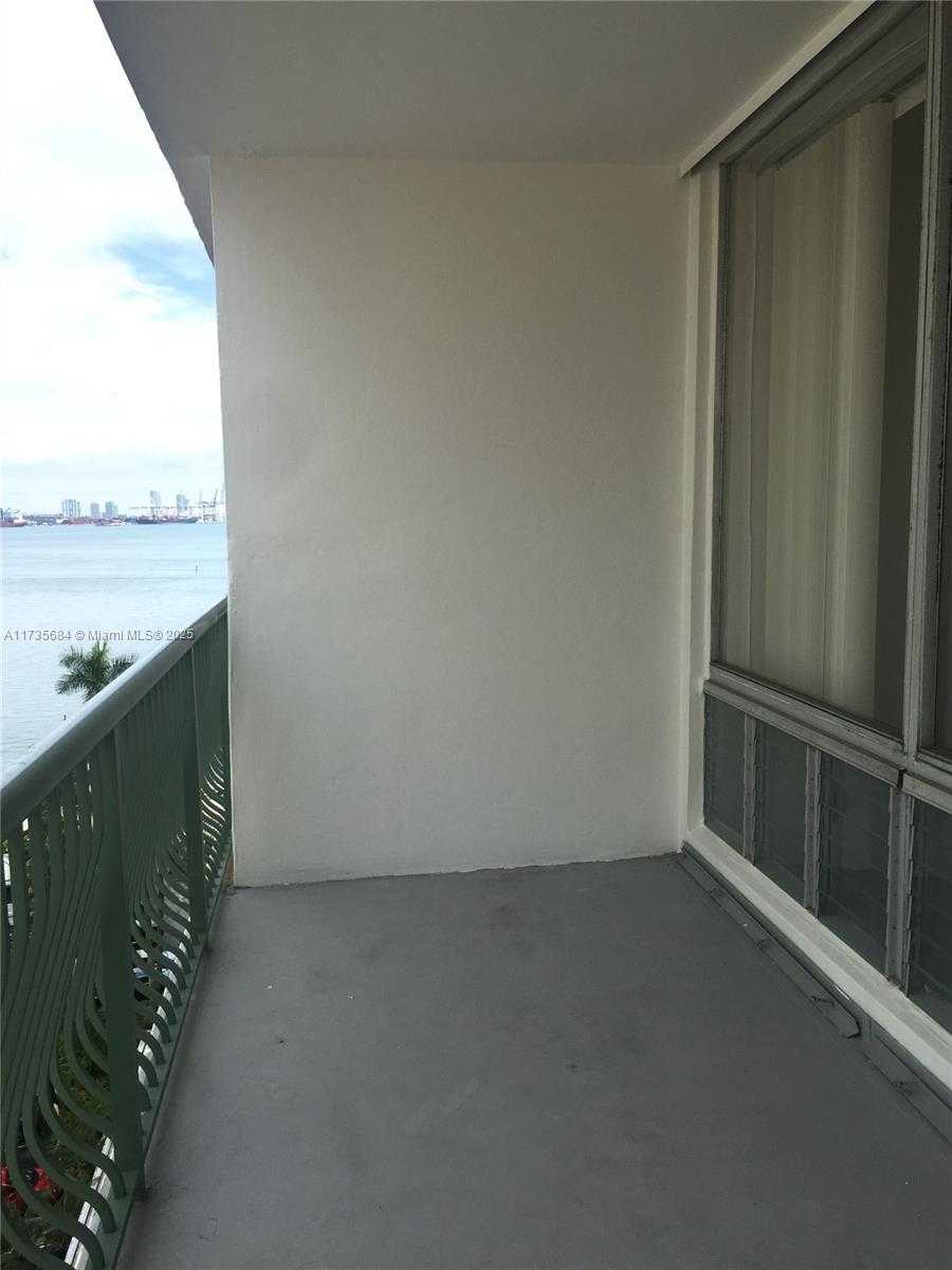 Small Image of 1408 BRICKELL BAY DR #917, Miami Number 11