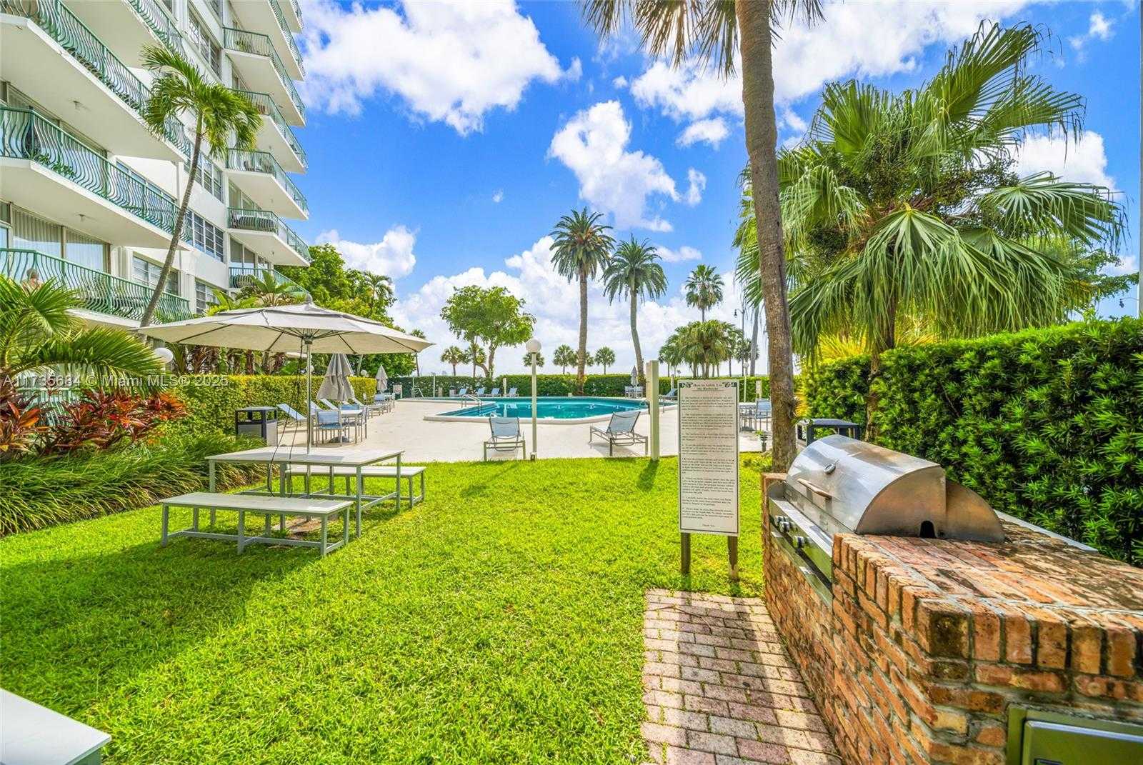Small Image of 1408 BRICKELL BAY DR #917, Miami Number 15