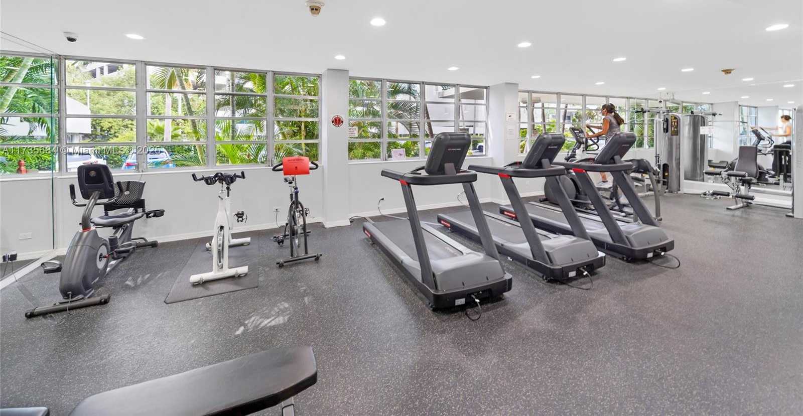Small Image of 1408 BRICKELL BAY DR #917, Miami Number 17
