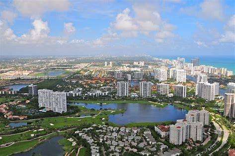 Small Image of 20100 WEST COUNTRY CLUB DR #204, Aventura Number 22