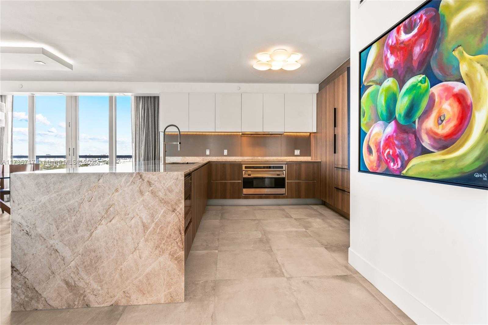 Small Image of 10 VENETIAN WAY #2404, Miami Beach Number 10