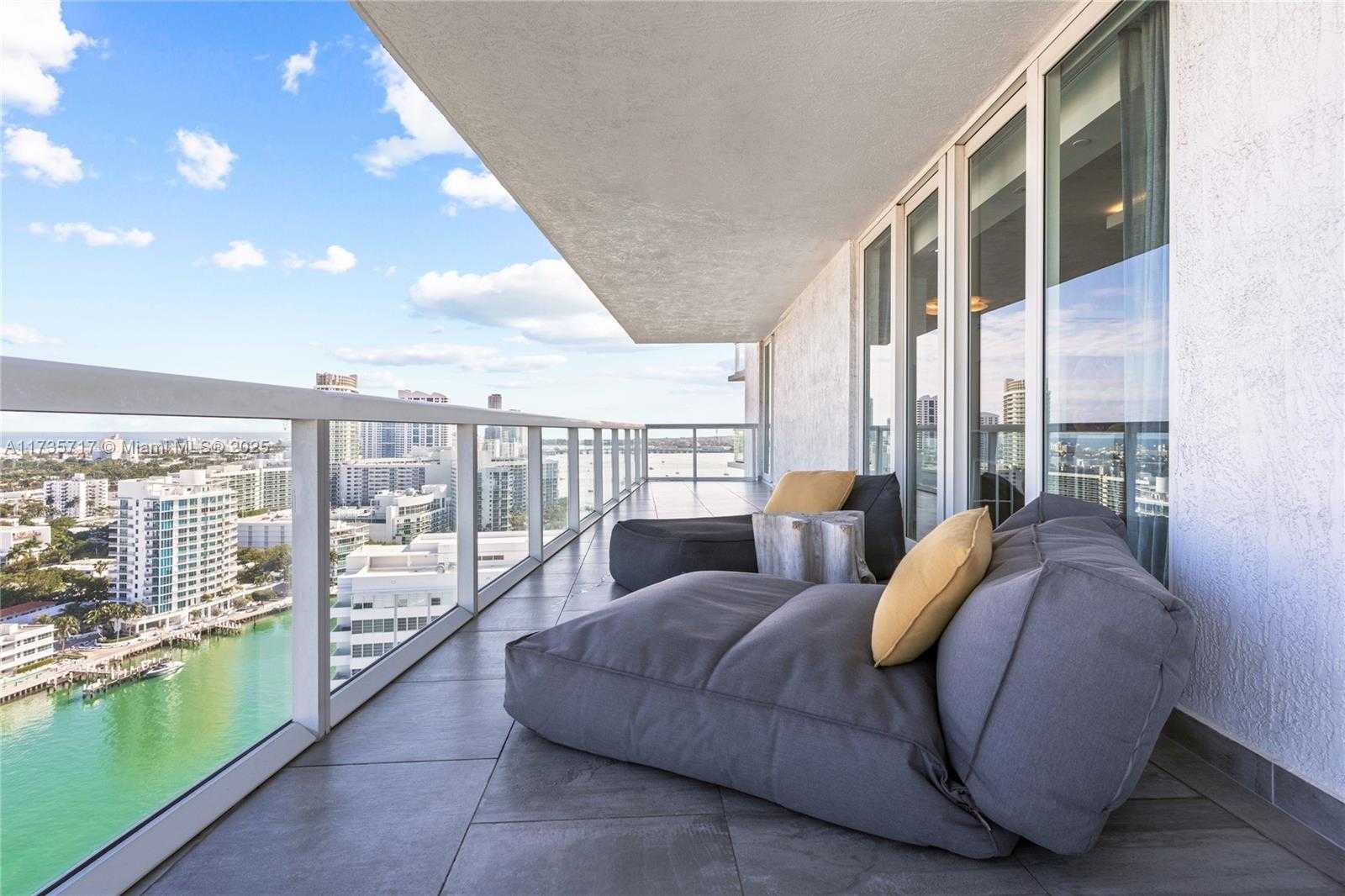Small Image of 10 VENETIAN WAY #2404, Miami Beach Number 13