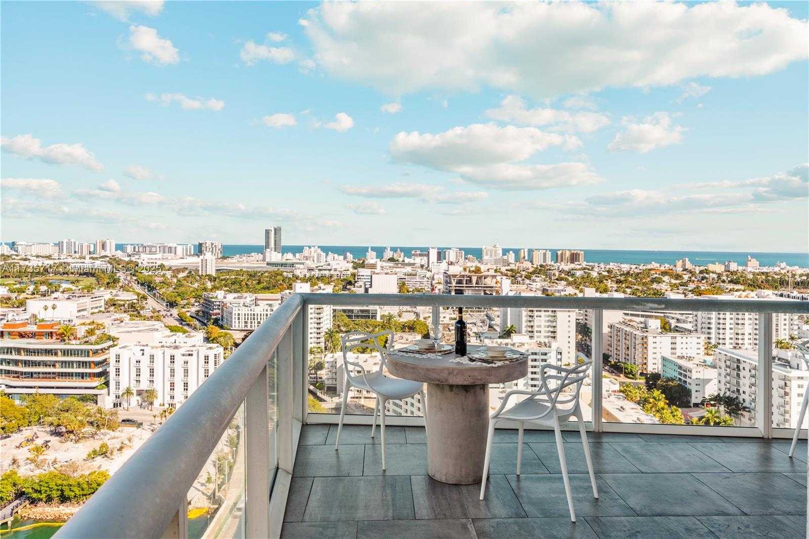 Small Image of 10 VENETIAN WAY #2404, Miami Beach Number 15