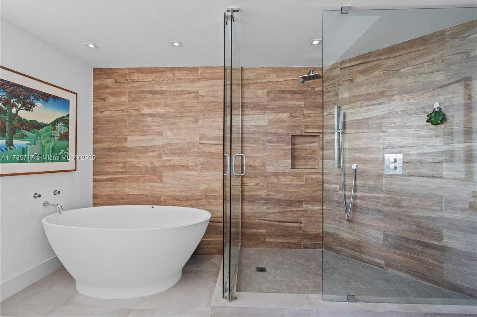 Small Image of 10 VENETIAN WAY #2404, Miami Beach Number 19