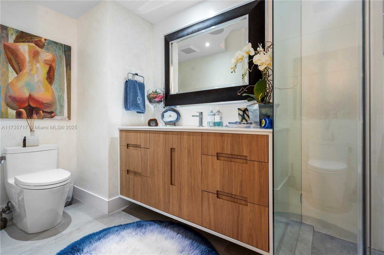 Small Image of 10 VENETIAN WAY #2404, Miami Beach Number 21