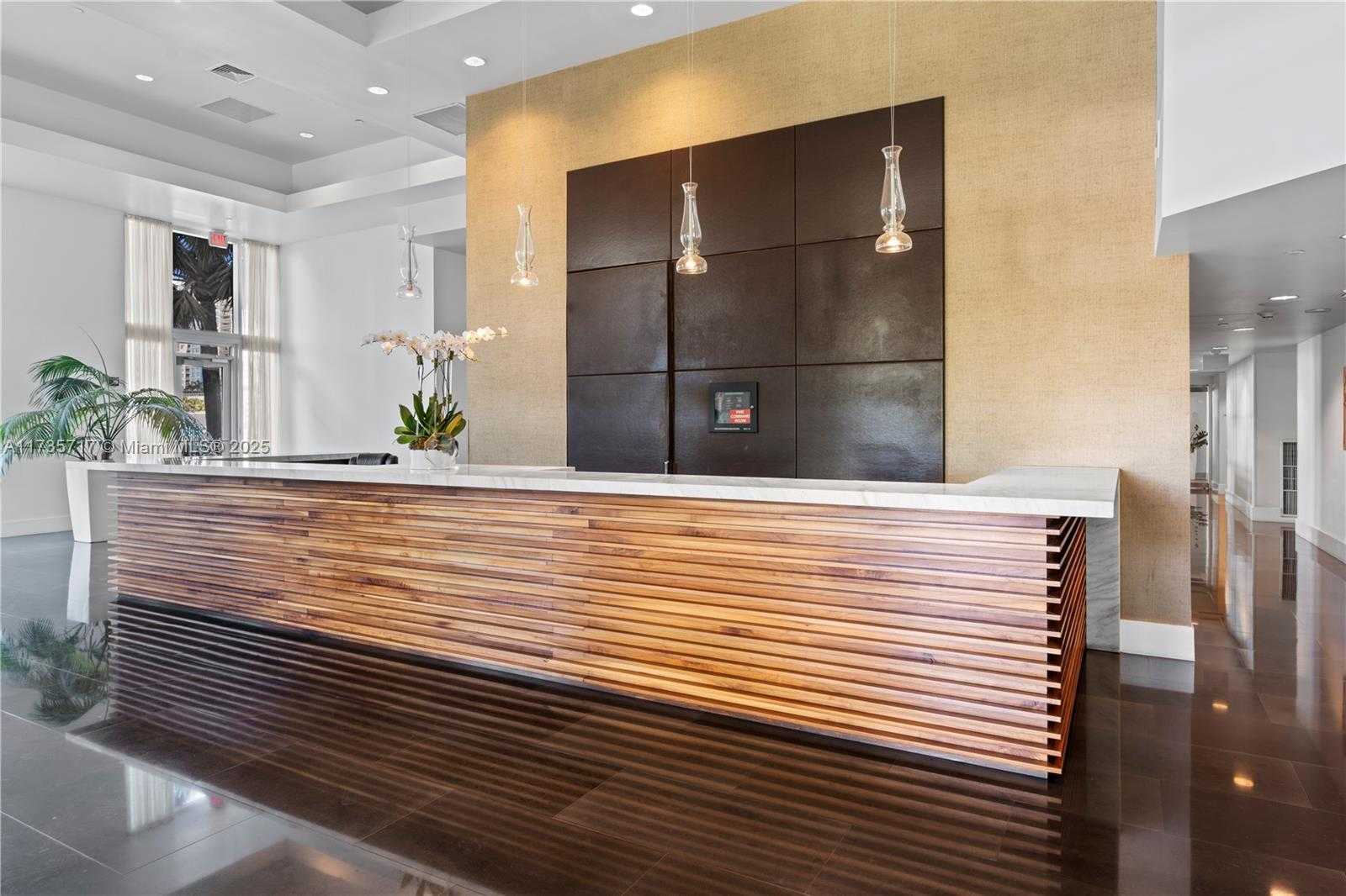 Small Image of 10 VENETIAN WAY #2404, Miami Beach Number 30