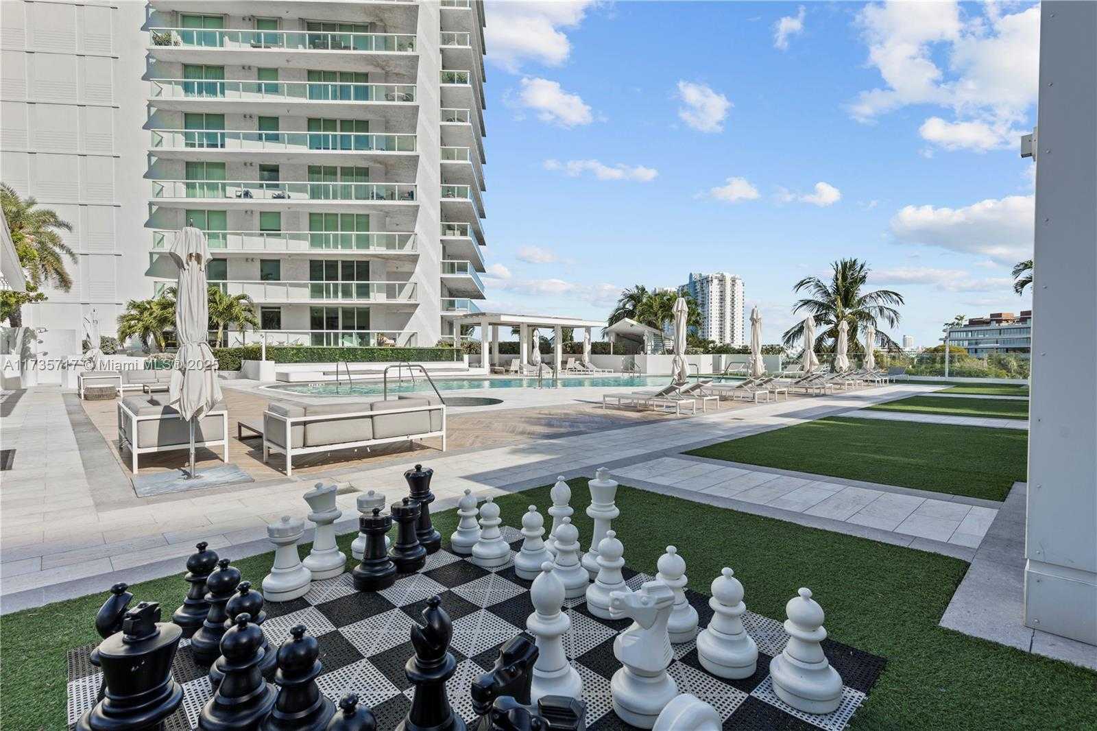 Small Image of 10 VENETIAN WAY #2404, Miami Beach Number 41