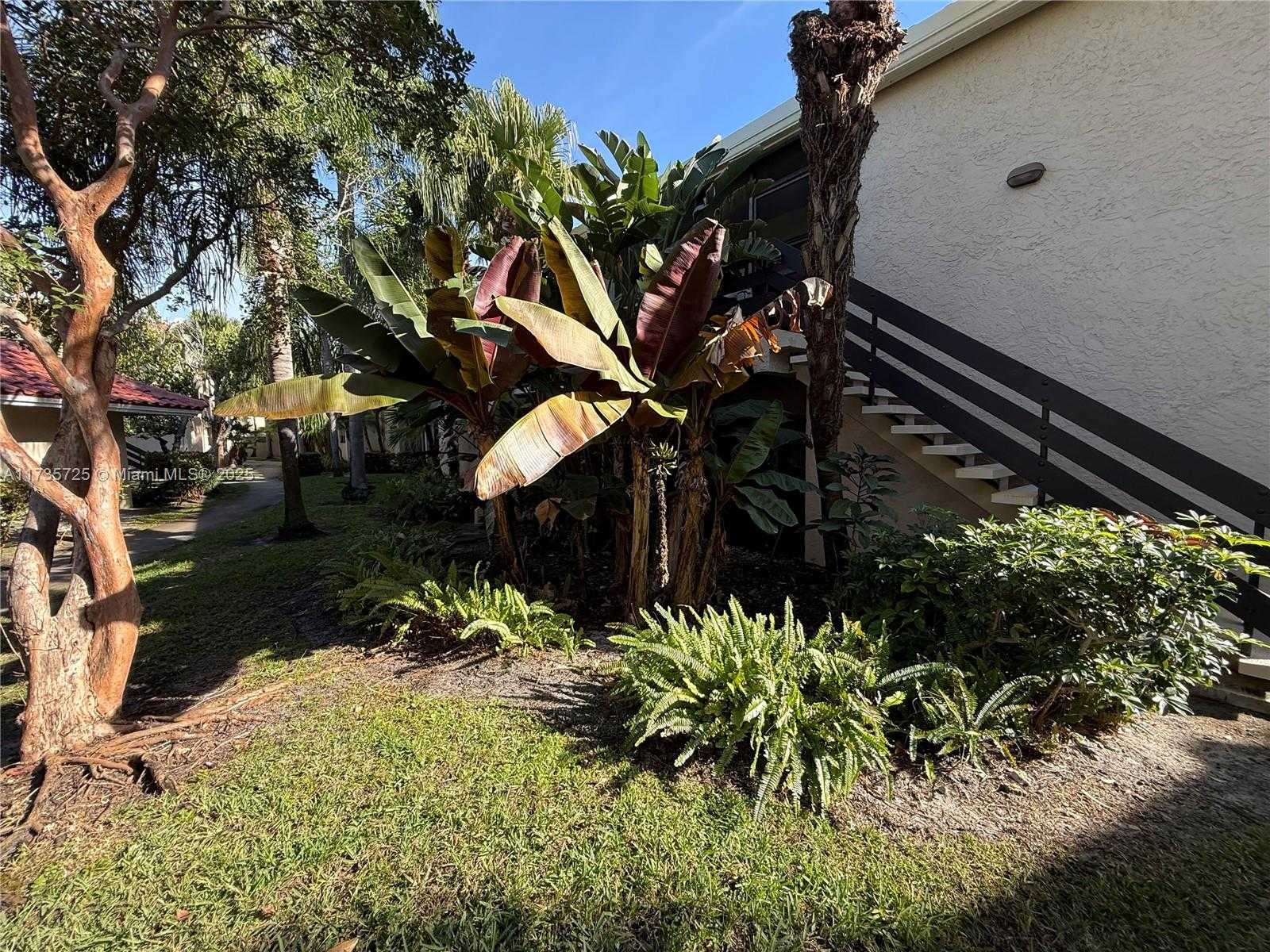 Small Image of 5274 NE 6th Ave, Fort Lauderdale, FL 33334, USA Number 26