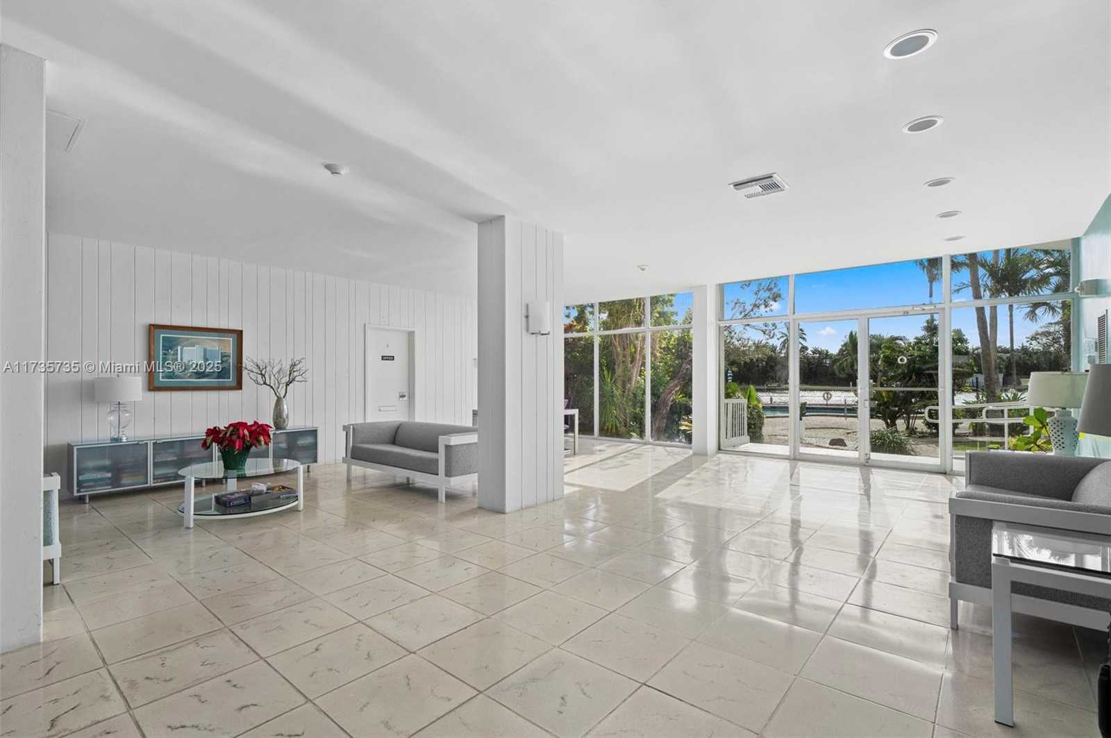 Small Image of 9101 EAST BAY HARBOR DR #405, Bay Harbor Islands Number 26