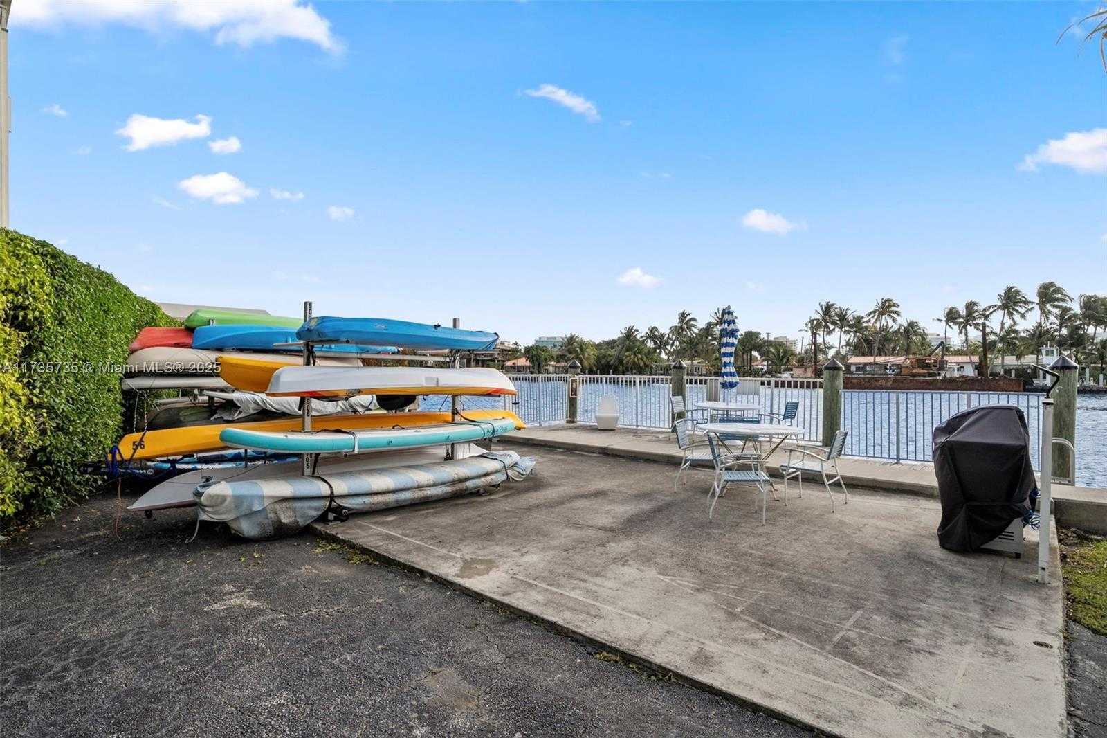 Small Image of 9101 EAST BAY HARBOR DR #405, Bay Harbor Islands Number 30