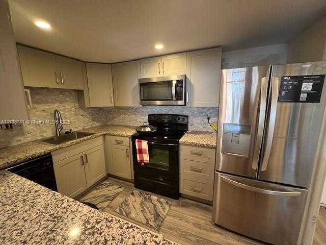 Small Image of 4170 INVERRARY DR #305, Lauderhill Number 10