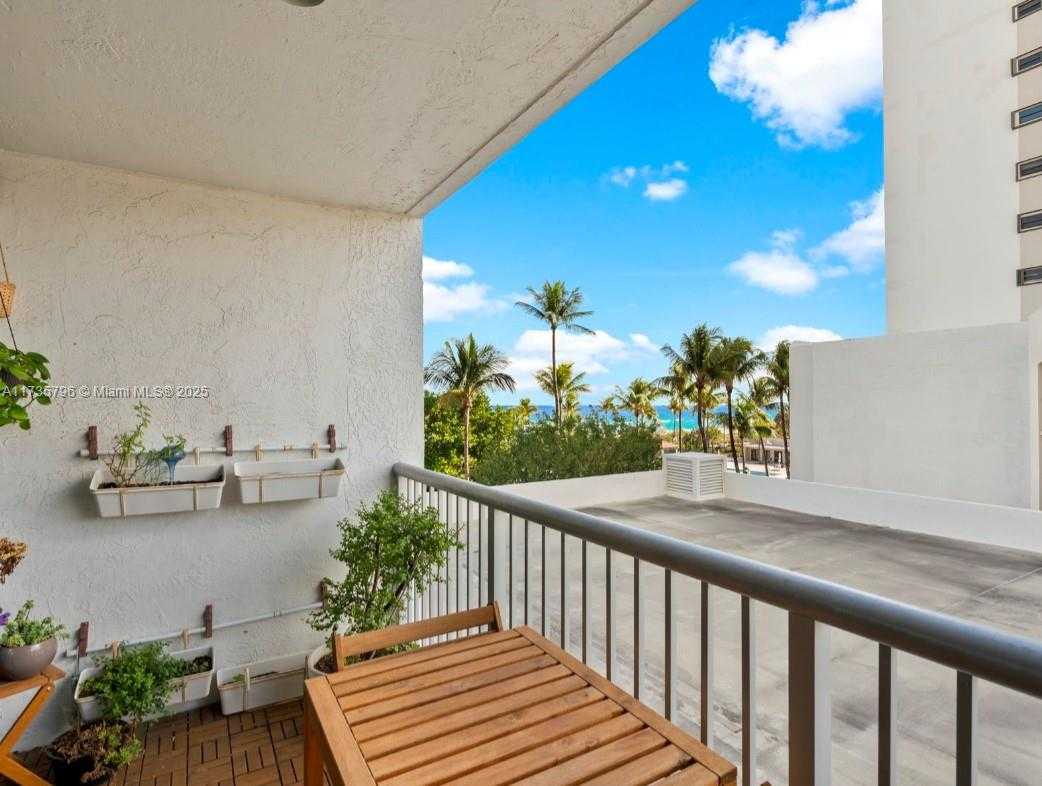 Small Image of 2655 COLLINS AVE #510, Miami Beach Number 28