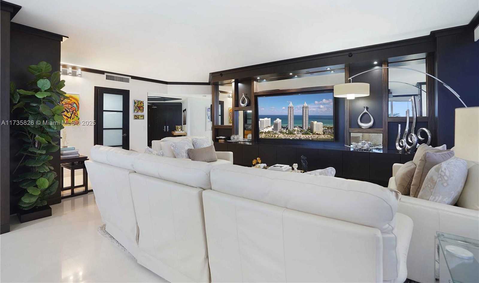Small Image of 4775 COLLINS AVE #501, Miami Beach Number 12