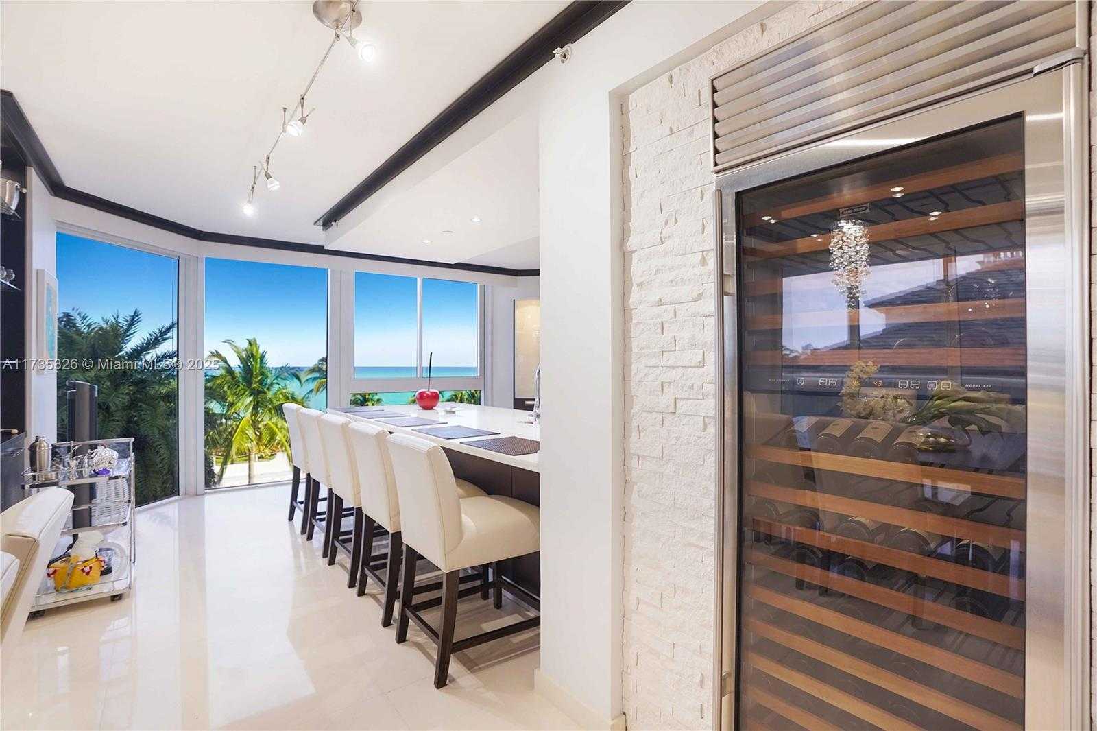 Small Image of 4775 COLLINS AVE #501, Miami Beach Number 14