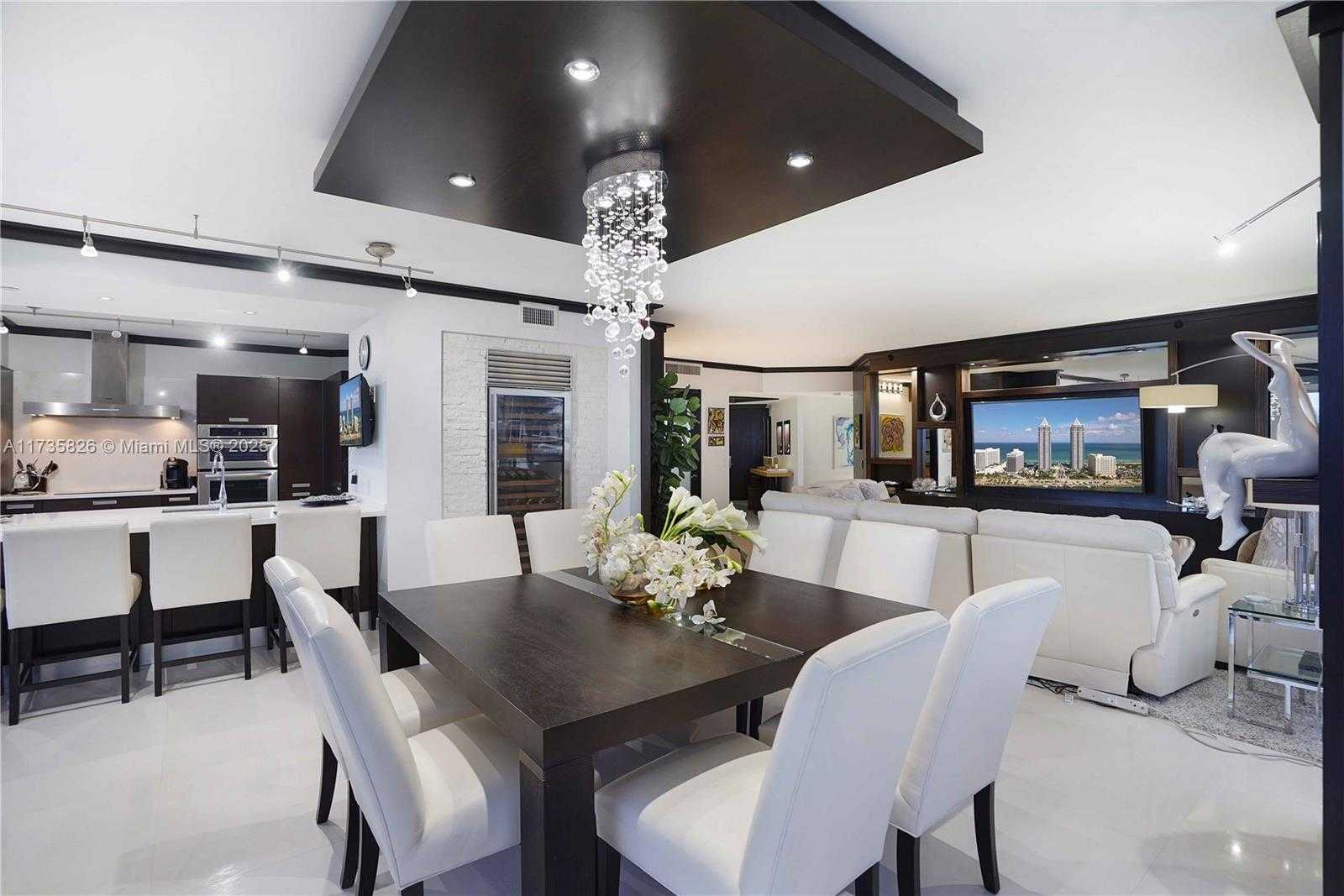 Small Image of 4775 COLLINS AVE #501, Miami Beach Number 2