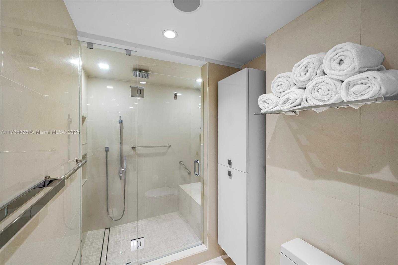 Small Image of 4775 COLLINS AVE #501, Miami Beach Number 22