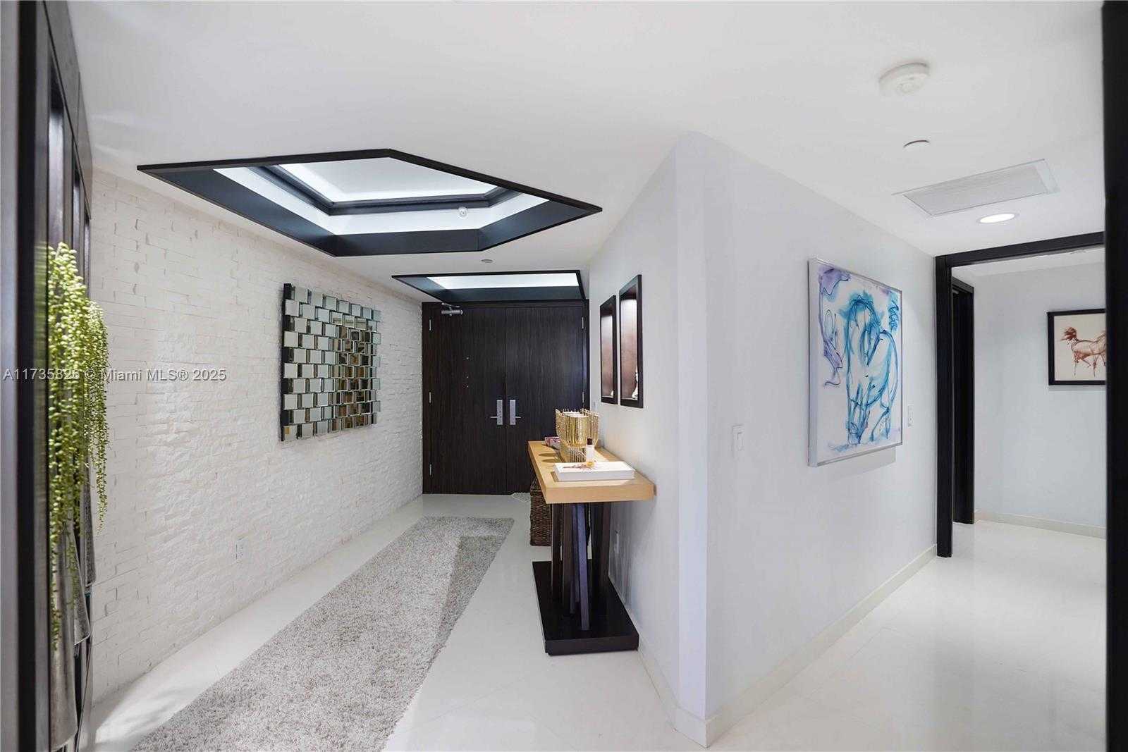 Small Image of 4775 COLLINS AVE #501, Miami Beach Number 8