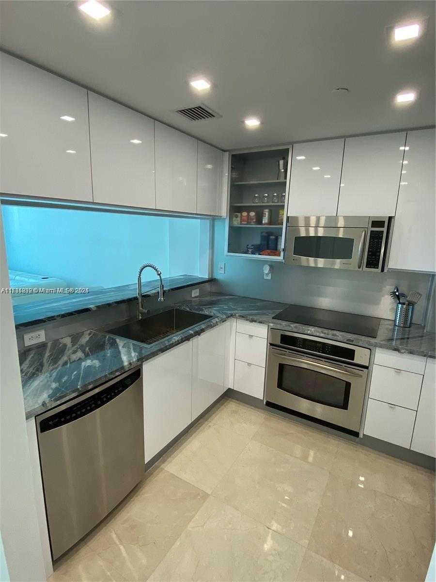 Small Image of 540 WEST AVE #1812, Miami Beach Number 9