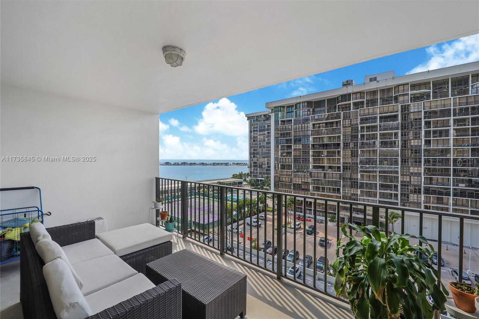 Small Image of 1901 BRICKELL AVE #B905, Miami Number 12