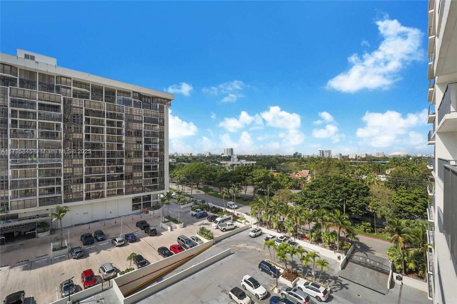 Small Image of 1901 BRICKELL AVE #B905, Miami Number 13