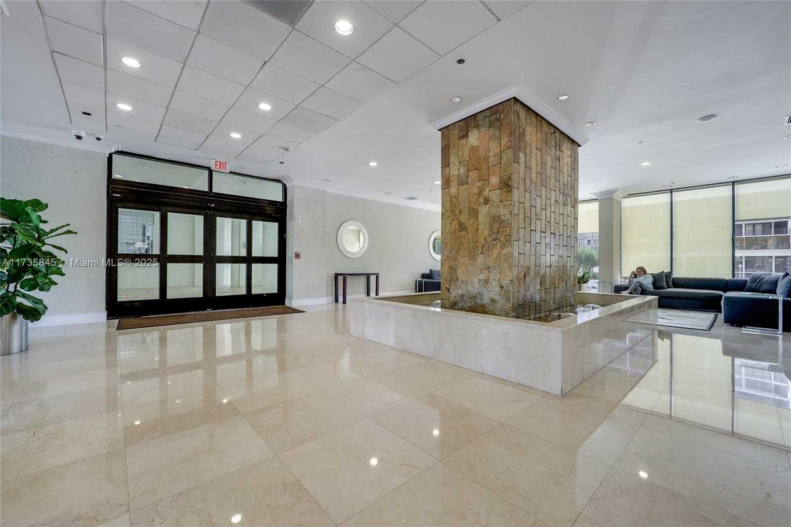 Small Image of 1901 BRICKELL AVE #B905, Miami Number 14