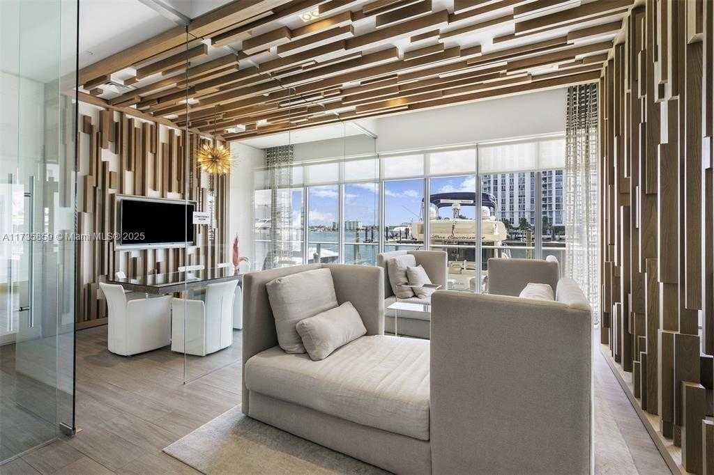 Small Image of 17301 BISCAYNE BLVD #708, North Miami Beach Number 36