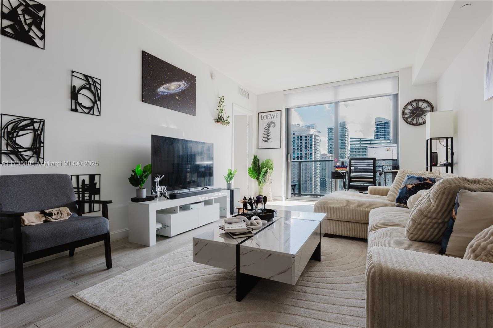 Small Image of 55 SOUTH WEST 9TH ST #3005, Miami Number 3