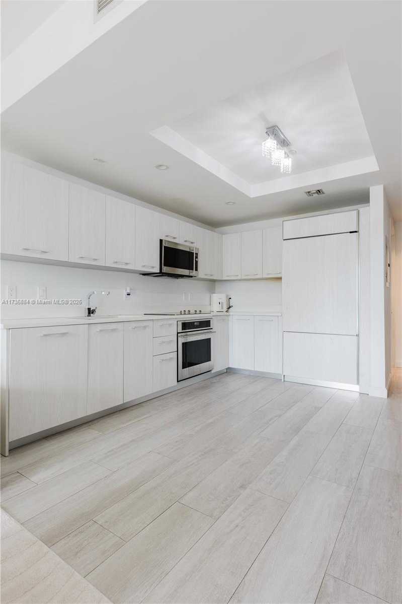 Small Image of 55 SOUTH WEST 9TH ST #3005, Miami Number 9