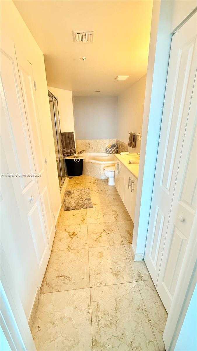 Small Image of 7910 HARBOR ISLAND DR #911, North Bay Village Number 32